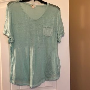 Style & Co v-neck tee